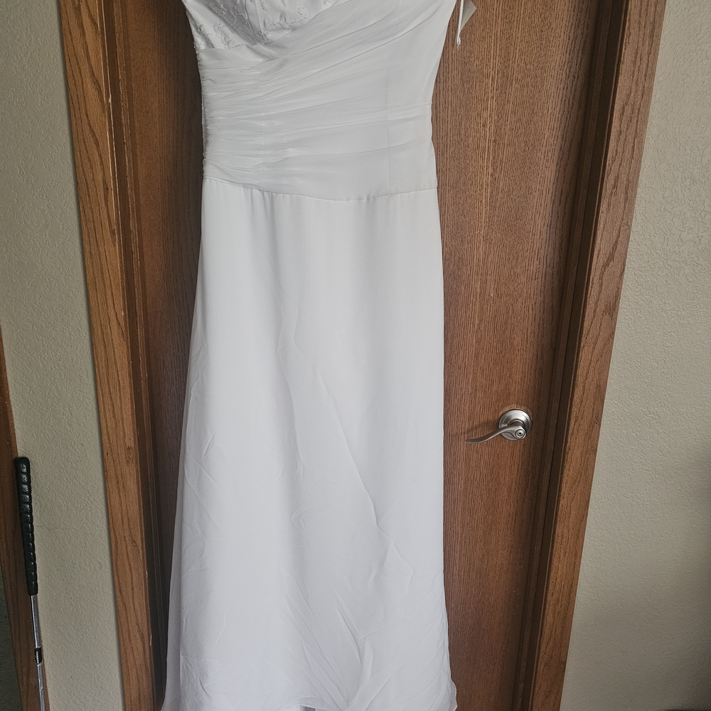 Elegant White Wedding Dress